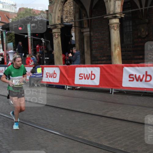 05.10.2025 - 20. swb-Marathon Bremen Yannick Fuchs http://msf.ph/oto/9317438 05.10.2025 11:03:52 Ziel 10238, 11039, 11306 meine-sportfotos.de