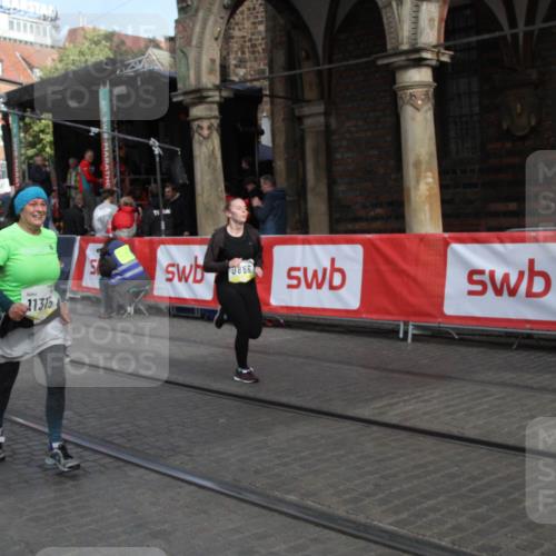 05.10.2025 - 20. swb-Marathon Bremen Yannick Fuchs http://msf.ph/oto/9317498 05.10.2025 11:04:57 Ziel 9813, 9866, 10684, 10771, 10891, 11315, 11372, 11636 meine-sportfotos.de