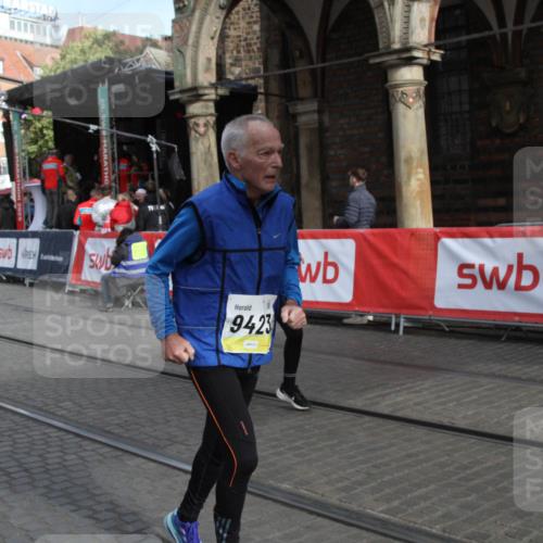 05.10.2025 - 20. swb-Marathon Bremen Yannick Fuchs http://msf.ph/oto/9317551 05.10.2025 11:05:52 Ziel 7777, 9423, 9907, 10619, 10769, 11455 meine-sportfotos.de