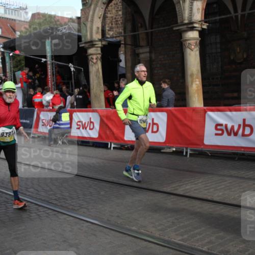 05.10.2025 - 20. swb-Marathon Bremen Yannick Fuchs http://msf.ph/oto/9317569 05.10.2025 11:06:18 Ziel 7979, 9228, 9387, 9523, 9712, 10152, 10243, 10249, 10374, 10404, 10848, 11065, 11092, 11169, 11296, 11433 meine-sportfotos.de