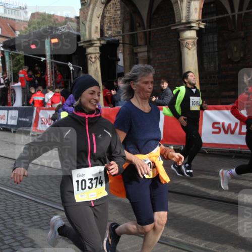 05.10.2025 - 20. swb-Marathon Bremen Yannick Fuchs http://msf.ph/oto/9317575 05.10.2025 11:06:22 Ziel 7979, 9205, 9228, 9523, 9712, 10152, 10243, 10374, 10404, 11065, 11092, 11169 meine-sportfotos.de