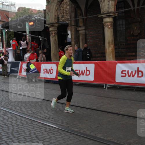 05.10.2025 - 20. swb-Marathon Bremen Yannick Fuchs http://msf.ph/oto/9317644 05.10.2025 11:08:08 Ziel 9557, 11490 meine-sportfotos.de