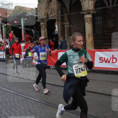 05.10.2025 - 20. swb-Marathon Bremen Yannick Fuchs http://msf.ph/oto/9317665 05.10.2025 11:08:45 Ziel 7069, 7706, 9191, 9276, 9589, 10567, 10998, 11028, 11073, 11076, 11242, 11479, 11590 meine-sportfotos.de