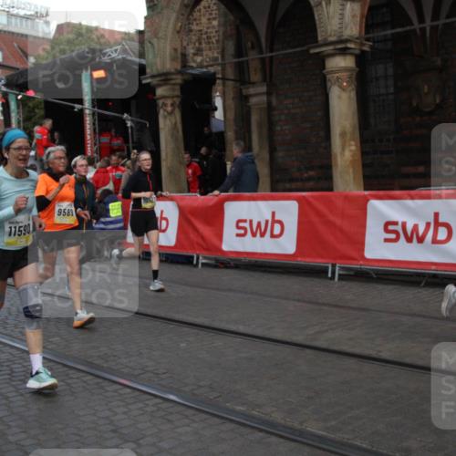 05.10.2025 - 20. swb-Marathon Bremen Yannick Fuchs http://msf.ph/oto/9317670 05.10.2025 11:08:49 Ziel 9191, 9274, 9276, 9589, 10051, 10567, 10939, 11479, 11590 meine-sportfotos.de