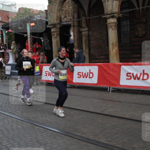 05.10.2025 - 20. swb-Marathon Bremen Yannick Fuchs http://msf.ph/oto/9317678 05.10.2025 11:09:01 Ziel 9184, 9466, 9774, 9912, 10031, 10087, 10248, 10714, 10840, 11126, 11142 meine-sportfotos.de