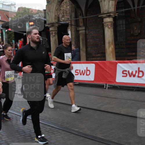 05.10.2025 - 20. swb-Marathon Bremen Yannick Fuchs http://msf.ph/oto/9317682 05.10.2025 11:09:03 Ziel 9466, 9774, 9912, 10031, 10087, 10248, 10458, 10714, 10840, 11126, 11142 meine-sportfotos.de