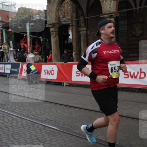 05.10.2025 - 20. swb-Marathon Bremen Yannick Fuchs http://msf.ph/oto/9317746 05.10.2025 11:10:26 Ziel 8533, 9734, 10280, 11388 meine-sportfotos.de