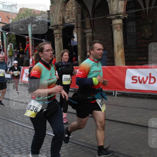 05.10.2025 - 20. swb-Marathon Bremen Yannick Fuchs http://msf.ph/oto/9317775 05.10.2025 11:11:17 Ziel 9245, 9264, 9273, 9822, 9823, 9836, 9837, 10183, 10614, 11158, 11578, 11580 meine-sportfotos.de