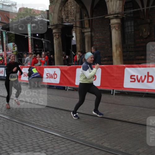 05.10.2025 - 20. swb-Marathon Bremen Yannick Fuchs http://msf.ph/oto/9317816 05.10.2025 11:12:57 Ziel 9203, 10186, 11252 meine-sportfotos.de