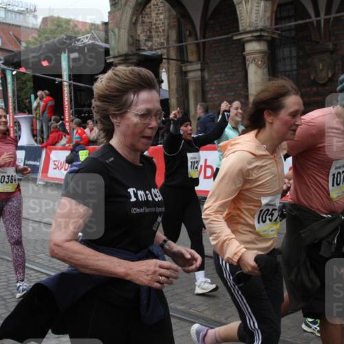 05.10.2025 - 20. swb-Marathon Bremen Yannick Fuchs http://msf.ph/oto/9317829 05.10.2025 11:13:49 Ziel 9899, 10040, 10364, 10574, 10705, 10707, 10957, 11060, 11068, 11264, 11385 meine-sportfotos.de