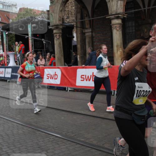 05.10.2025 - 20. swb-Marathon Bremen Yannick Fuchs http://msf.ph/oto/9317857 05.10.2025 11:14:42 Ziel 9861, 9970, 10722, 11473 meine-sportfotos.de