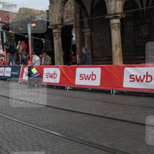 05.10.2025 - 20. swb-Marathon Bremen Yannick Fuchs http://msf.ph/oto/9317880 05.10.2025 11:15:19 Ziel 11293 meine-sportfotos.de