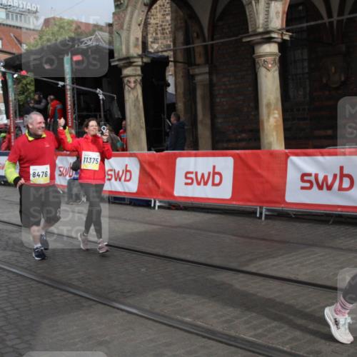 05.10.2025 - 20. swb-Marathon Bremen Yannick Fuchs http://msf.ph/oto/9317928 05.10.2025 11:16:04 Ziel 8476, 10355, 10831, 10846, 11375 meine-sportfotos.de
