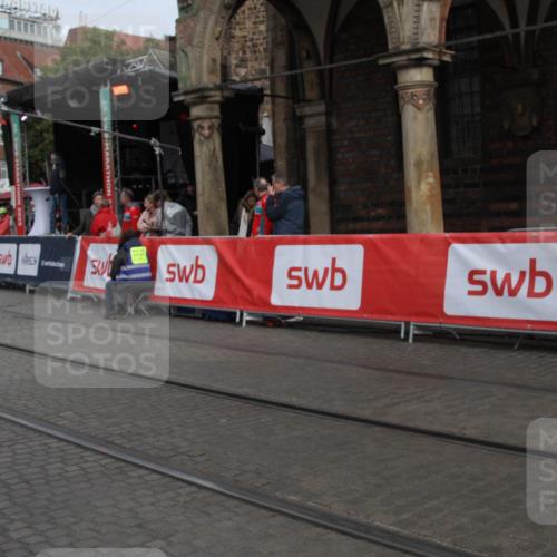 05.10.2025 - 20. swb-Marathon Bremen Yannick Fuchs http://msf.ph/oto/9318193 05.10.2025 11:17:58 Ziel 10949 meine-sportfotos.de