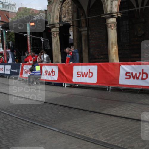 05.10.2025 - 20. swb-Marathon Bremen Yannick Fuchs http://msf.ph/oto/9318283 05.10.2025 11:18:28 Ziel 10795 meine-sportfotos.de