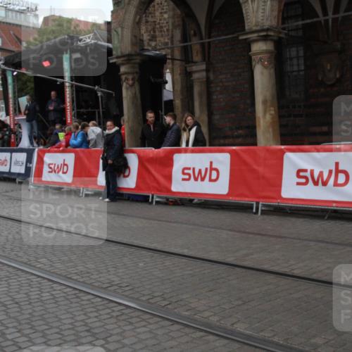 05.10.2025 - 20. swb-Marathon Bremen Yannick Fuchs http://msf.ph/oto/9318403 05.10.2025 11:23:41 Ziel  meine-sportfotos.de