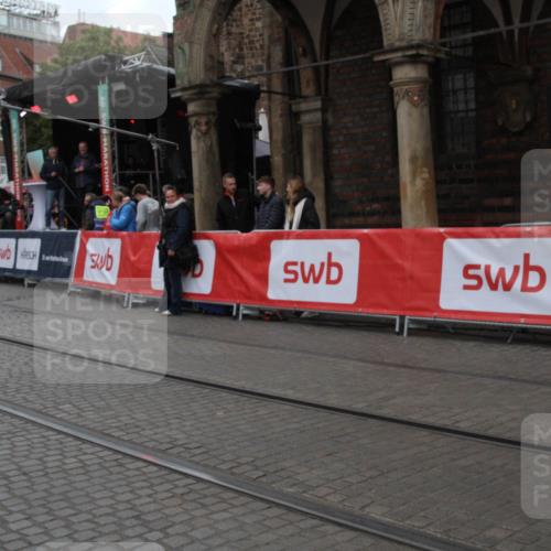 05.10.2025 - 20. swb-Marathon Bremen Yannick Fuchs http://msf.ph/oto/9318404 05.10.2025 11:23:43 Ziel  meine-sportfotos.de