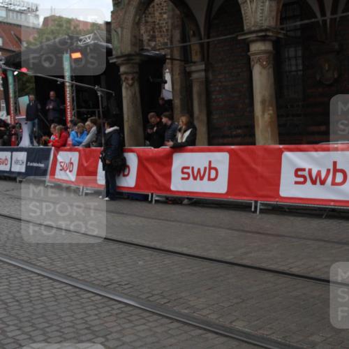 05.10.2025 - 20. swb-Marathon Bremen Yannick Fuchs http://msf.ph/oto/9318414 05.10.2025 11:23:56 Ziel  meine-sportfotos.de