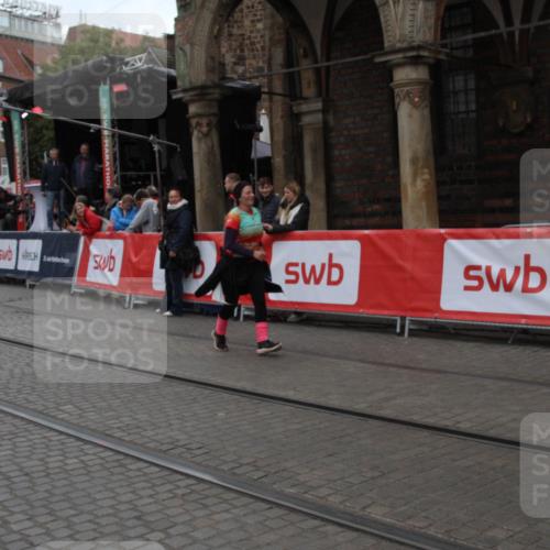 05.10.2025 - 20. swb-Marathon Bremen Yannick Fuchs http://msf.ph/oto/9318418 05.10.2025 11:24:01 Ziel 10774 meine-sportfotos.de