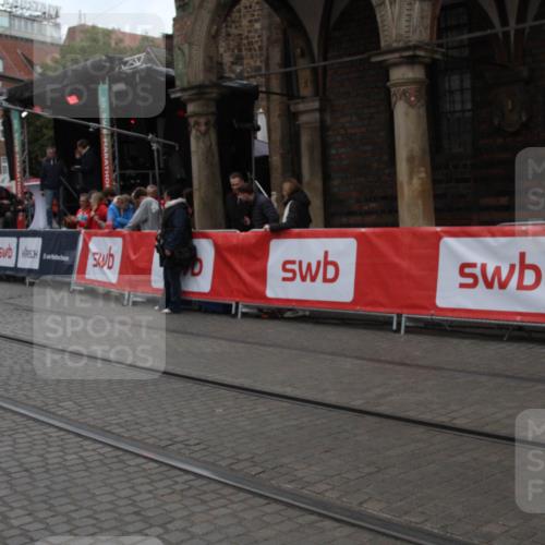 05.10.2025 - 20. swb-Marathon Bremen Yannick Fuchs http://msf.ph/oto/9318423 05.10.2025 11:24:07 Ziel  meine-sportfotos.de