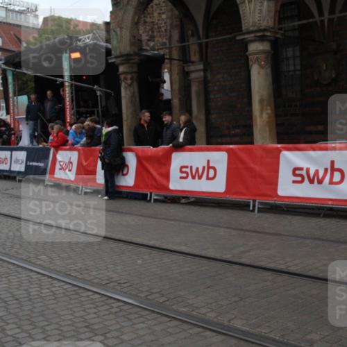 05.10.2025 - 20. swb-Marathon Bremen Yannick Fuchs http://msf.ph/oto/9318427 05.10.2025 11:24:12 Ziel  meine-sportfotos.de