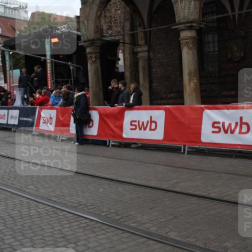 05.10.2025 - 20. swb-Marathon Bremen Yannick Fuchs http://msf.ph/oto/9318430 05.10.2025 11:24:16 Ziel  meine-sportfotos.de