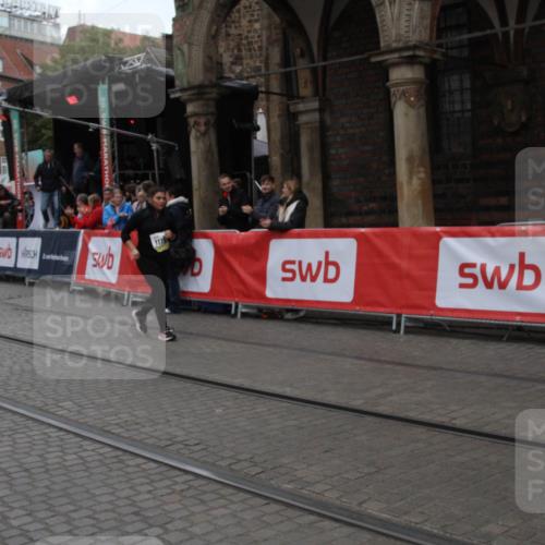 05.10.2025 - 20. swb-Marathon Bremen Yannick Fuchs http://msf.ph/oto/9318437 05.10.2025 11:24:23 Ziel 9733, 11190 meine-sportfotos.de