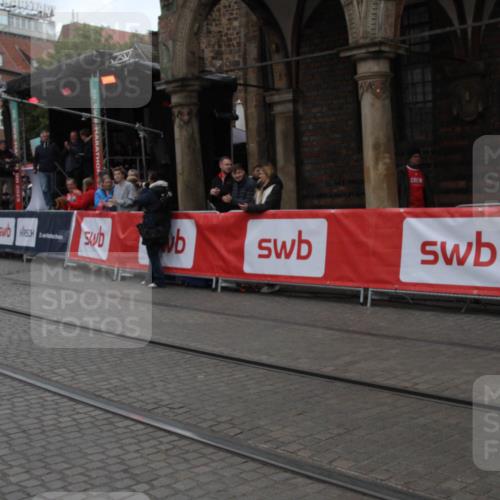 05.10.2025 - 20. swb-Marathon Bremen Yannick Fuchs http://msf.ph/oto/9318442 05.10.2025 11:24:28 Ziel  meine-sportfotos.de