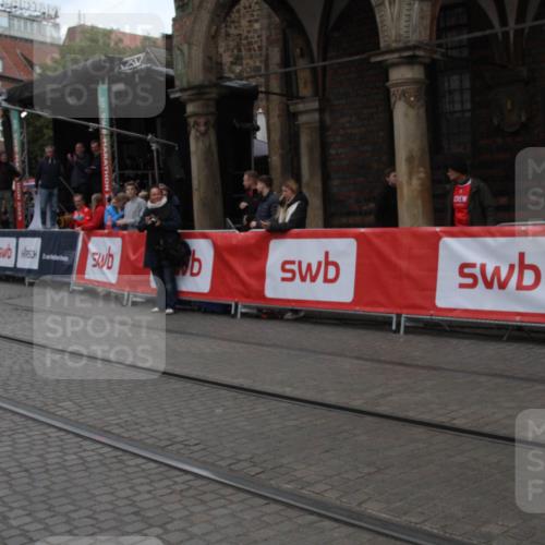 05.10.2025 - 20. swb-Marathon Bremen Yannick Fuchs http://msf.ph/oto/9318444 05.10.2025 11:24:31 Ziel  meine-sportfotos.de