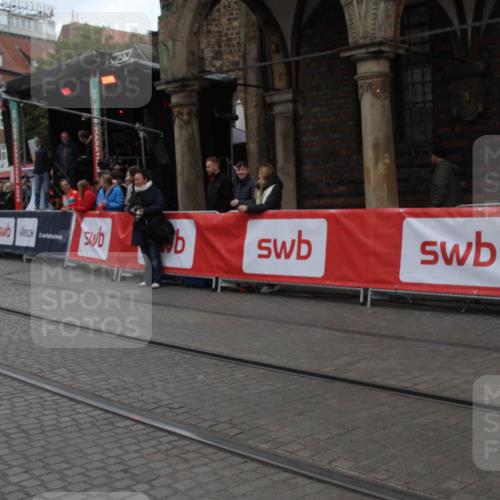05.10.2025 - 20. swb-Marathon Bremen Yannick Fuchs http://msf.ph/oto/9318448 05.10.2025 11:24:35 Ziel  meine-sportfotos.de