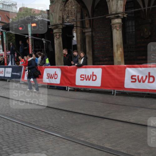 05.10.2025 - 20. swb-Marathon Bremen Yannick Fuchs http://msf.ph/oto/9318453 05.10.2025 11:24:41 Ziel  meine-sportfotos.de