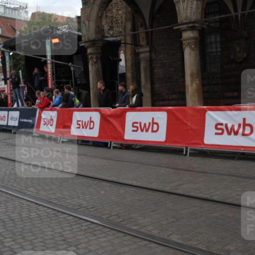 05.10.2025 - 20. swb-Marathon Bremen Yannick Fuchs http://msf.ph/oto/9318465 05.10.2025 11:24:53 Ziel  meine-sportfotos.de