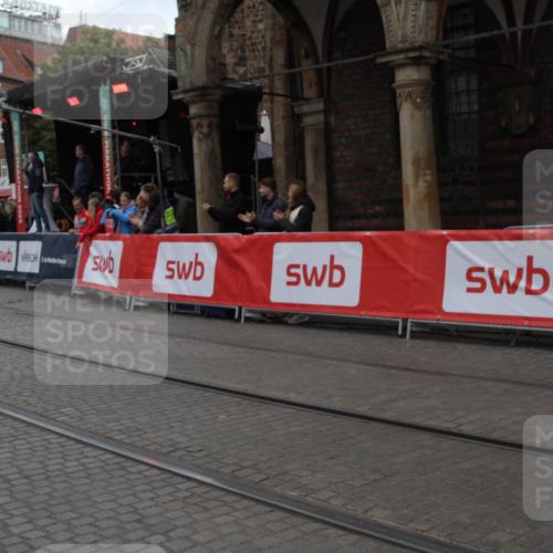 05.10.2025 - 20. swb-Marathon Bremen Yannick Fuchs http://msf.ph/oto/9318470 05.10.2025 11:24:58 Ziel  meine-sportfotos.de