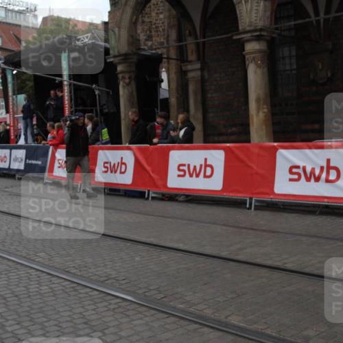 05.10.2025 - 20. swb-Marathon Bremen Yannick Fuchs http://msf.ph/oto/9318483 05.10.2025 11:25:08 Ziel 10133 meine-sportfotos.de