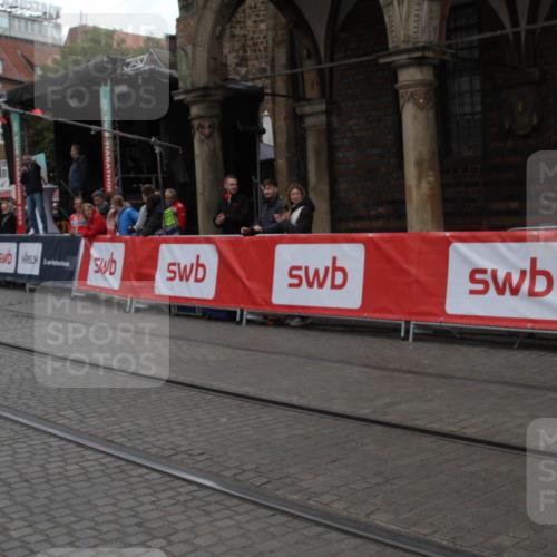 05.10.2025 - 20. swb-Marathon Bremen Yannick Fuchs http://msf.ph/oto/9318502 05.10.2025 11:25:22 Ziel 9763 meine-sportfotos.de