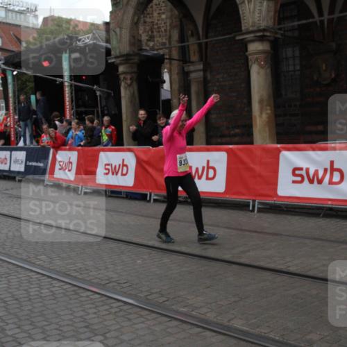 05.10.2025 - 20. swb-Marathon Bremen Yannick Fuchs http://msf.ph/oto/9318537 05.10.2025 11:25:46 Ziel 9338 meine-sportfotos.de