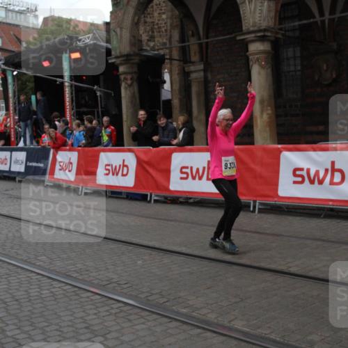 05.10.2025 - 20. swb-Marathon Bremen Yannick Fuchs http://msf.ph/oto/9318538 05.10.2025 11:25:47 Ziel 9338 meine-sportfotos.de