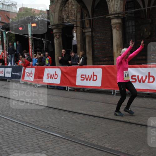 05.10.2025 - 20. swb-Marathon Bremen Yannick Fuchs http://msf.ph/oto/9318539 05.10.2025 11:25:47 Ziel 9338 meine-sportfotos.de