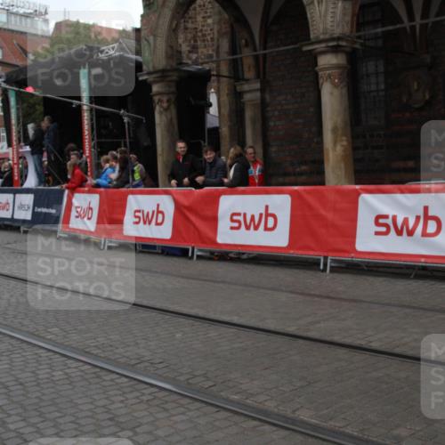 05.10.2025 - 20. swb-Marathon Bremen Yannick Fuchs http://msf.ph/oto/9318551 05.10.2025 11:25:55 Ziel 10184 meine-sportfotos.de