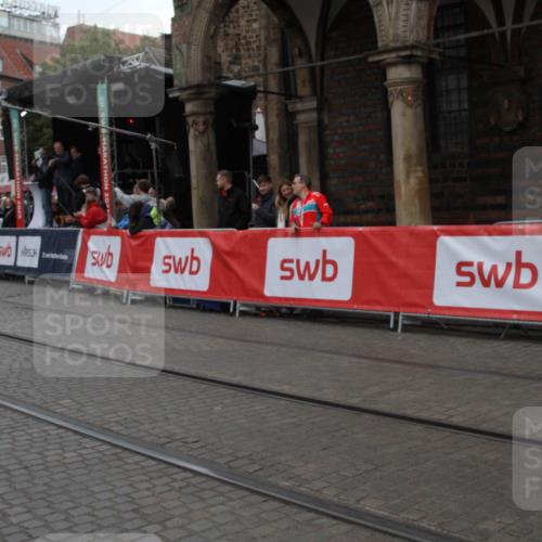 05.10.2025 - 20. swb-Marathon Bremen Yannick Fuchs http://msf.ph/oto/9318561 05.10.2025 11:26:02 Ziel  meine-sportfotos.de