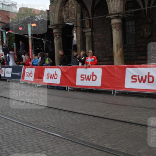 05.10.2025 - 20. swb-Marathon Bremen Yannick Fuchs http://msf.ph/oto/9318580 05.10.2025 11:26:14 Ziel 10373 meine-sportfotos.de