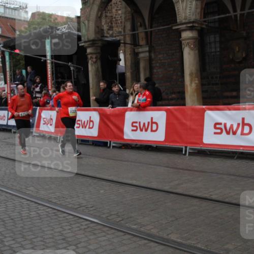 05.10.2025 - 20. swb-Marathon Bremen Yannick Fuchs http://msf.ph/oto/9318598 05.10.2025 11:26:25 Ziel 9352, 11326 meine-sportfotos.de