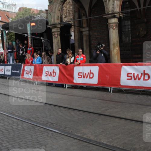 05.10.2025 - 20. swb-Marathon Bremen Yannick Fuchs http://msf.ph/oto/9318746 05.10.2025 11:28:46 Ziel  meine-sportfotos.de