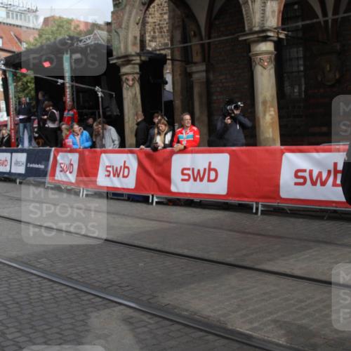 05.10.2025 - 20. swb-Marathon Bremen Yannick Fuchs http://msf.ph/oto/9318752 05.10.2025 11:28:48 Ziel  meine-sportfotos.de
