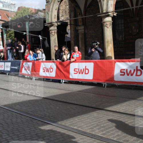 05.10.2025 - 20. swb-Marathon Bremen Yannick Fuchs http://msf.ph/oto/9318755 05.10.2025 11:28:50 Ziel  meine-sportfotos.de