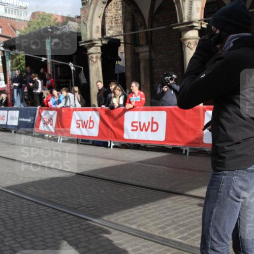 05.10.2025 - 20. swb-Marathon Bremen Yannick Fuchs http://msf.ph/oto/9318758 05.10.2025 11:28:51 Ziel  meine-sportfotos.de