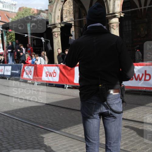 05.10.2025 - 20. swb-Marathon Bremen Yannick Fuchs http://msf.ph/oto/9318762 05.10.2025 11:28:52 Ziel  meine-sportfotos.de