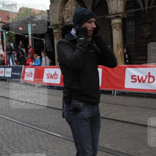 05.10.2025 - 20. swb-Marathon Bremen Yannick Fuchs http://msf.ph/oto/9318781 05.10.2025 11:29:02 Ziel  meine-sportfotos.de
