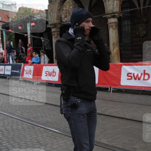 05.10.2025 - 20. swb-Marathon Bremen Yannick Fuchs http://msf.ph/oto/9318783 05.10.2025 11:29:03 Ziel  meine-sportfotos.de