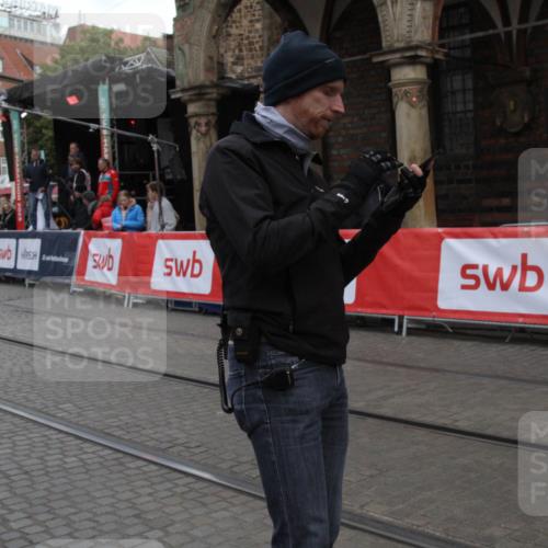 05.10.2025 - 20. swb-Marathon Bremen Yannick Fuchs http://msf.ph/oto/9318784 05.10.2025 11:29:03 Ziel  meine-sportfotos.de